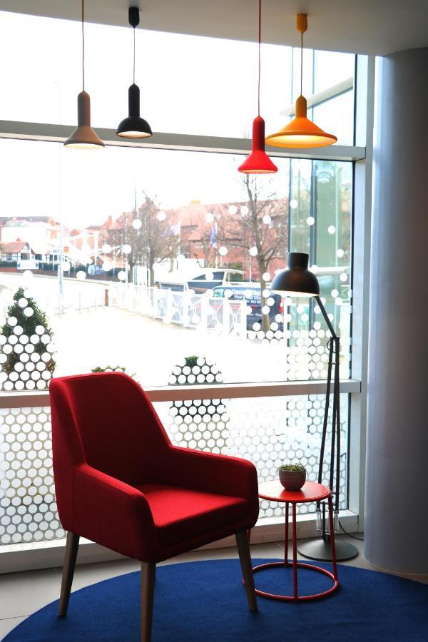 Holiday Inn Express, Chester Racecourse By Ihg Exterior foto
