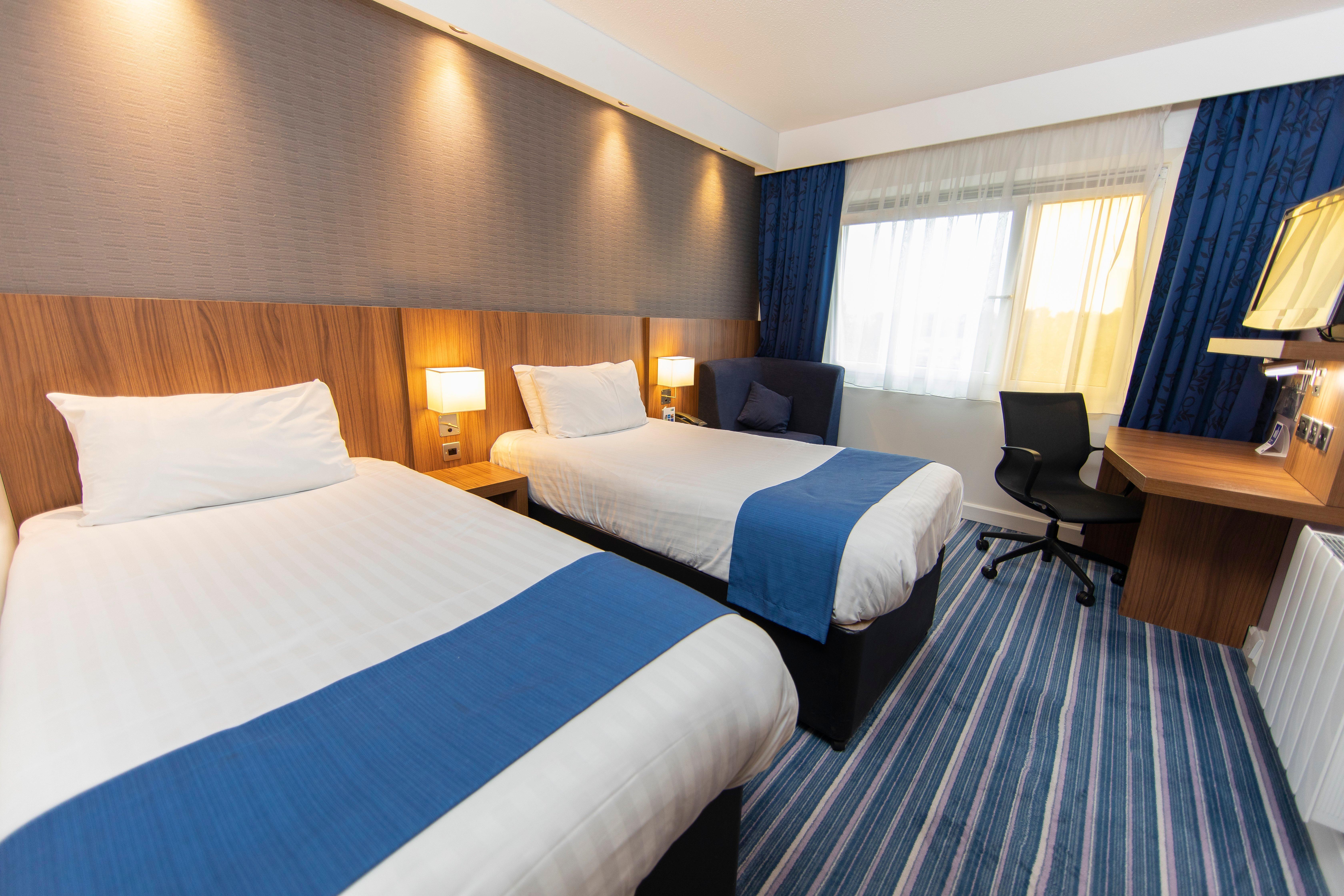 Holiday Inn Express, Chester Racecourse By Ihg Exterior foto