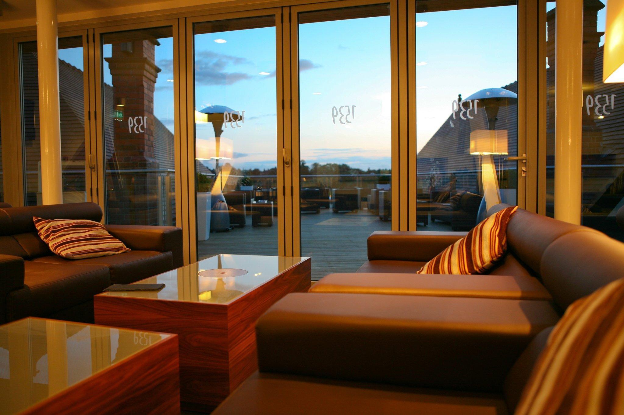 Holiday Inn Express, Chester Racecourse By Ihg Exterior foto