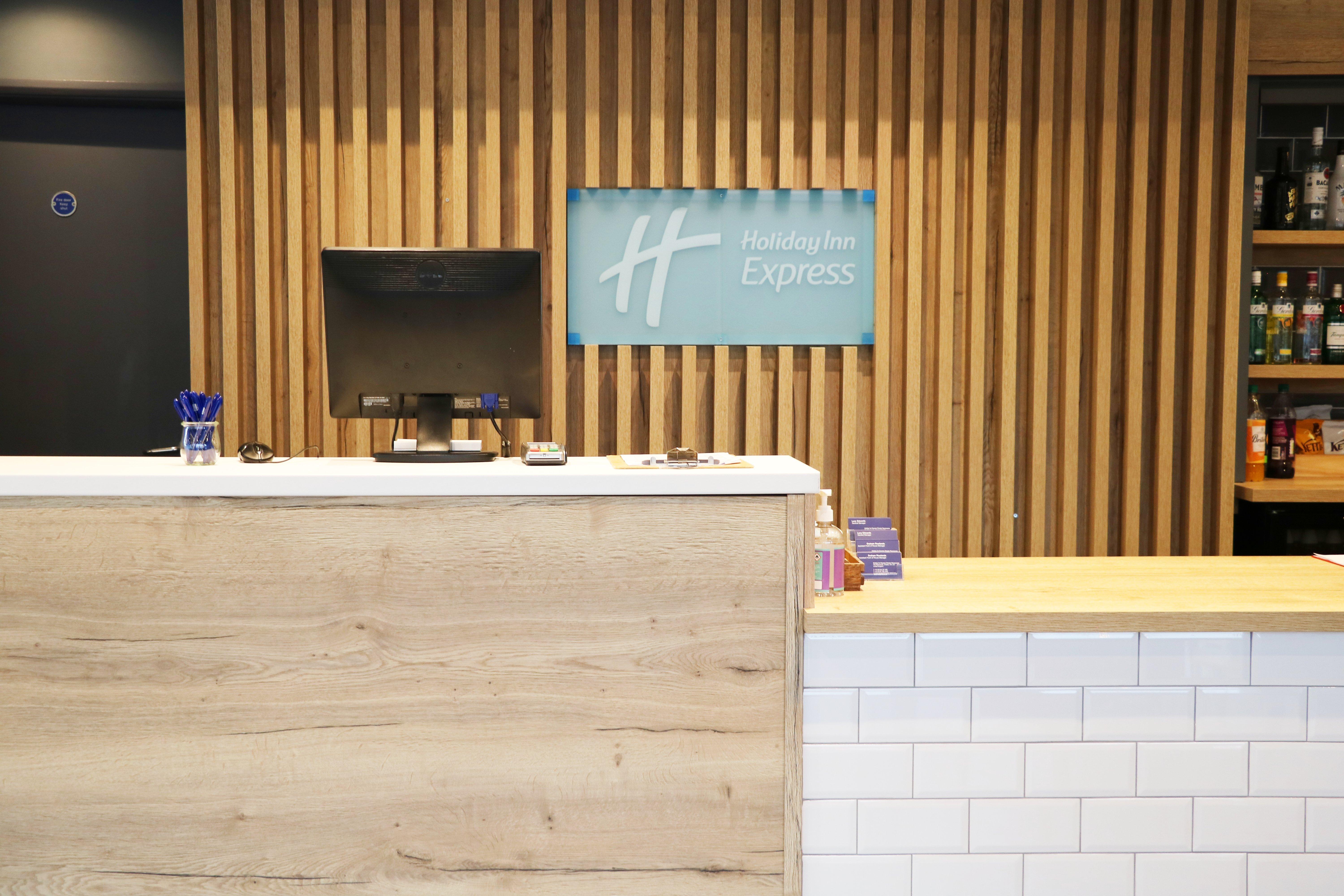 Holiday Inn Express, Chester Racecourse By Ihg Exterior foto