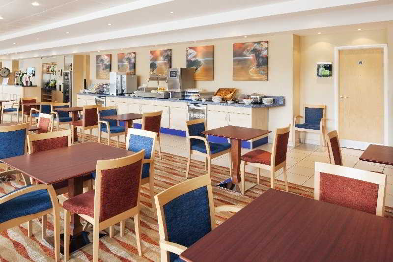 Holiday Inn Express, Chester Racecourse By Ihg Exterior foto